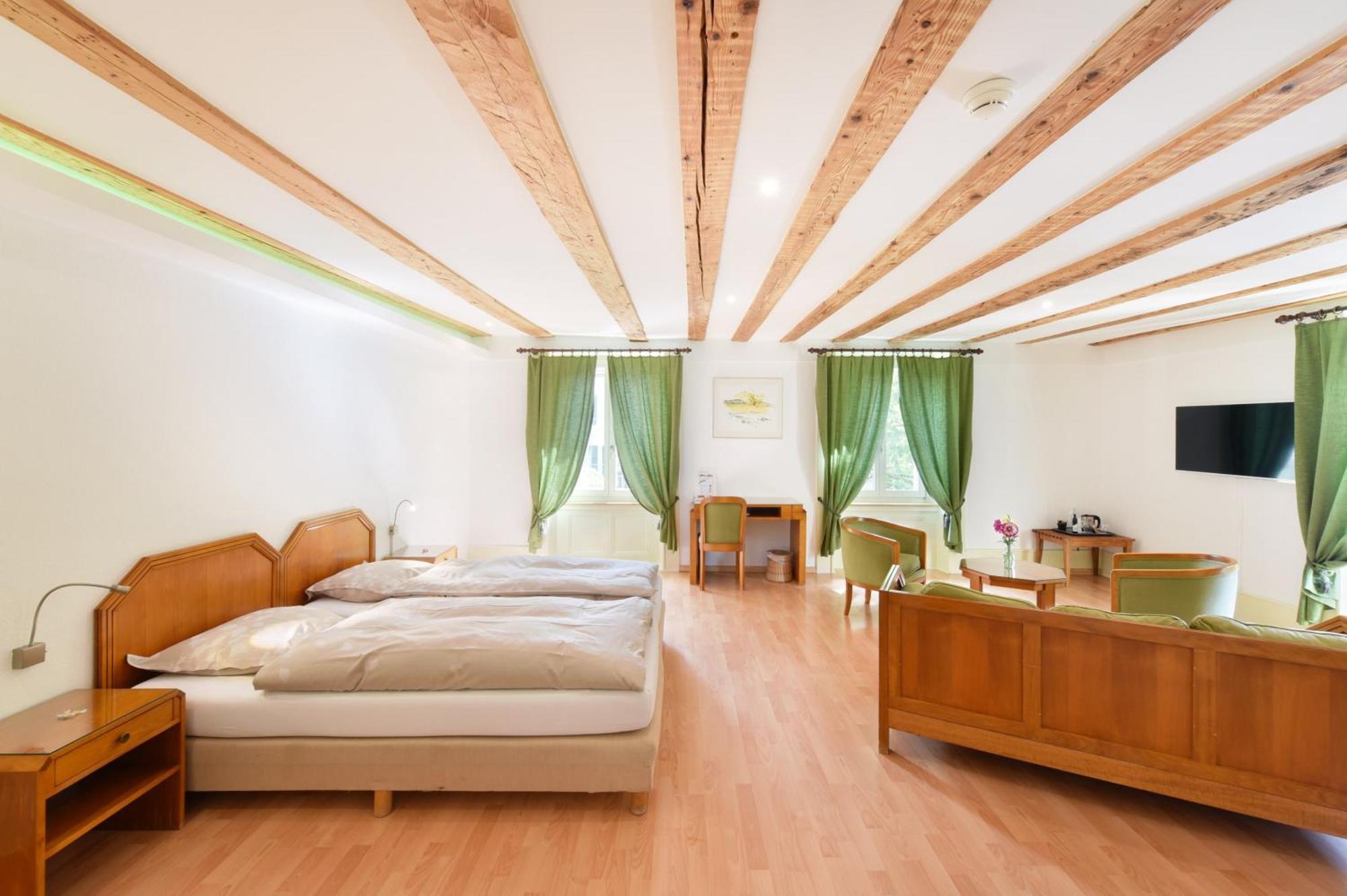Hotel De L'Aigle Couvet Room photo